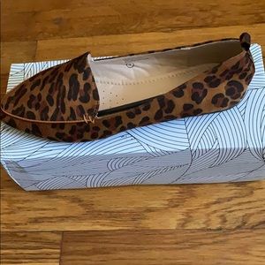 BRAND NEW Leopard Print Flats - US Women’s Size 7
